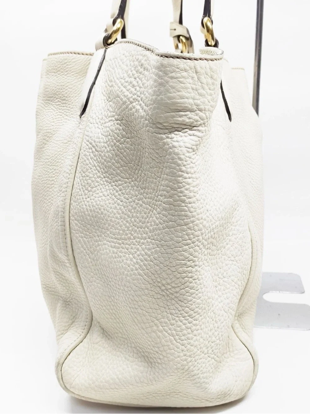 Gucci Cream Leather Tote with Signature Double G and Tassel